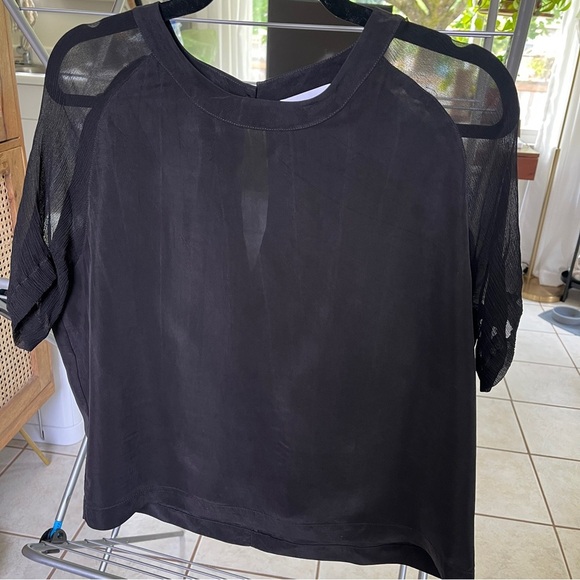 Amour Vert black silk and crepe short sleeve blouse | Size S - Picture 1 of 8